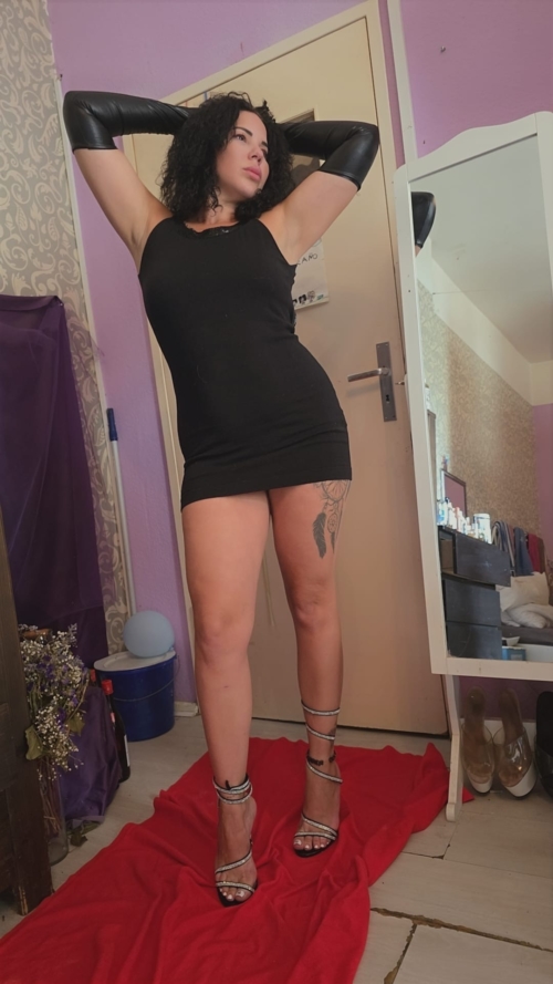 Milana Latina - Image 4