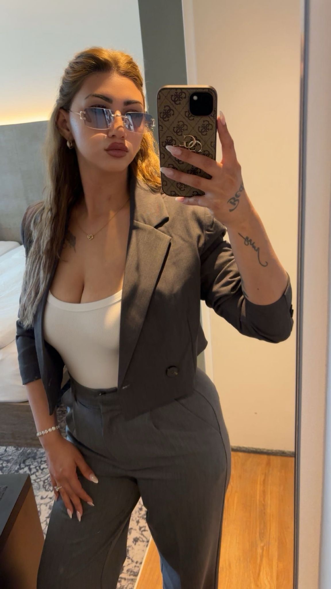 Ella - Image 2